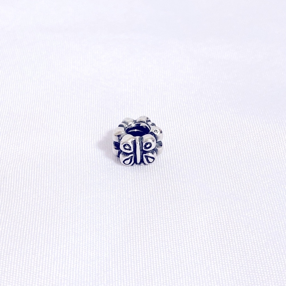 Authentic Pandora Charm - Picture 2 of 3
